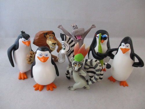Y99930-1 - Madagascar - Set (8 characters)