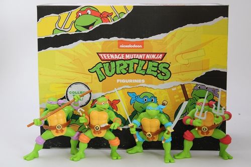 Y90379 - Teenage Mutant Ninja Turtles - Boîte en carton (12 figurines)